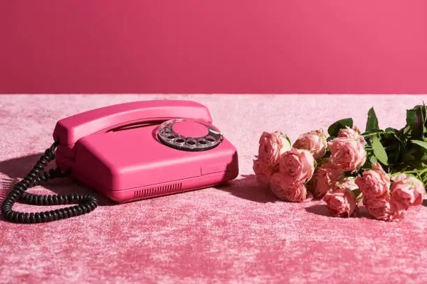 Découvrez le monde fascinant du téléphone rose 24/7